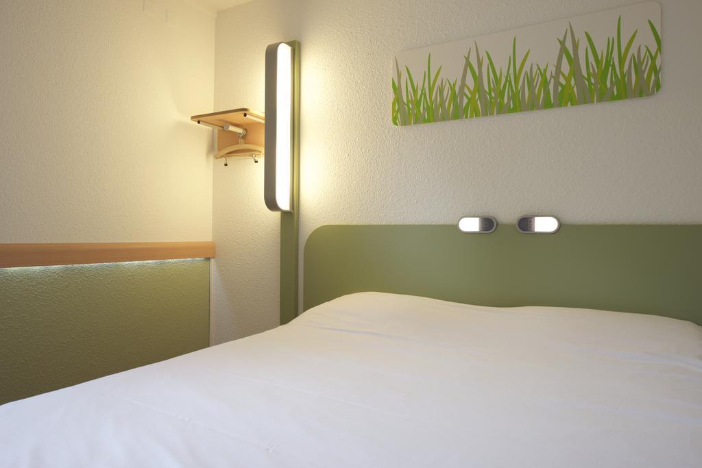 Ibis Budget Pau Lescar Phòng bức ảnh