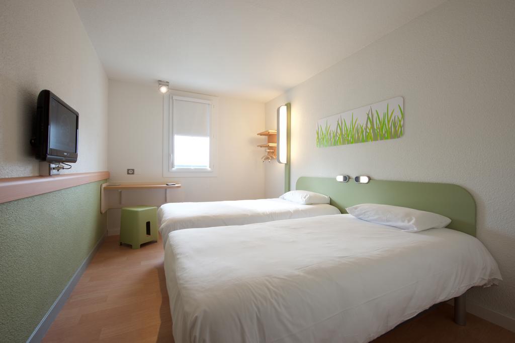 Ibis Budget Pau Lescar Ngoại thất bức ảnh
