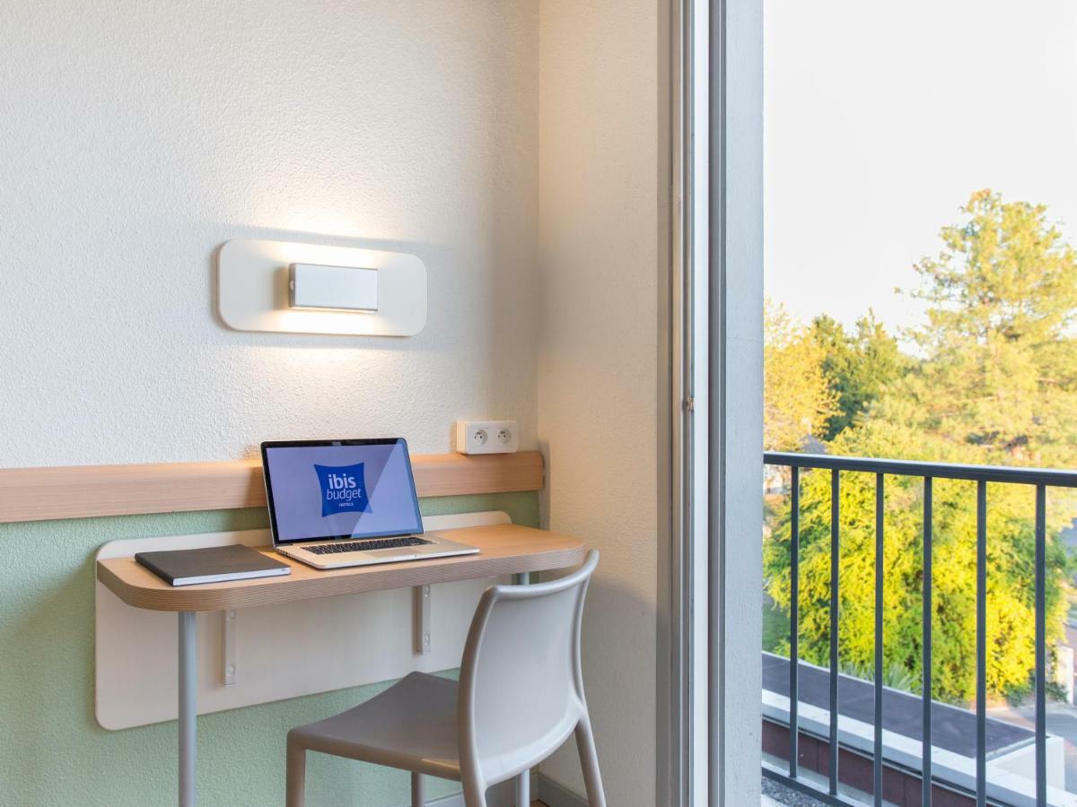 Ibis Budget Pau Lescar Ngoại thất bức ảnh