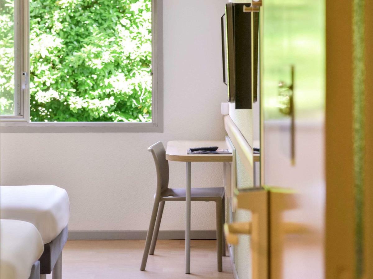 Ibis Budget Pau Lescar Ngoại thất bức ảnh