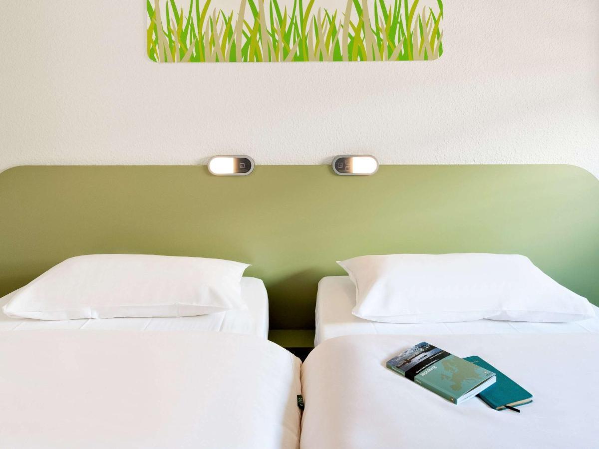 Ibis Budget Pau Lescar Ngoại thất bức ảnh