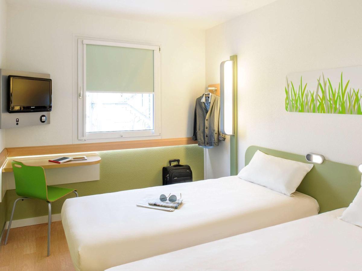 Ibis Budget Pau Lescar Ngoại thất bức ảnh